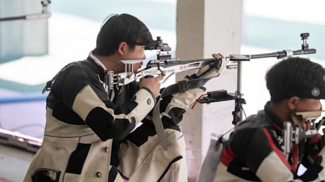 德媒：马延达在桑德兰机会寥寥，法鹰、斯图和狼堡关注（德媒：马延达在桑德兰出场有限，法鹰、斯图、狼堡有意）