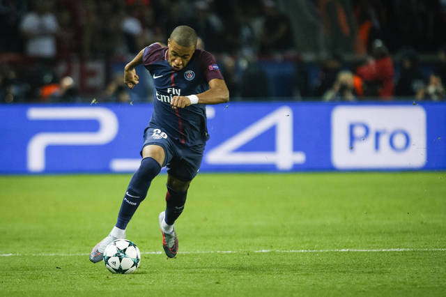 NBA球员交易动态及球队影响（NBA交易动向与球队格局变化）